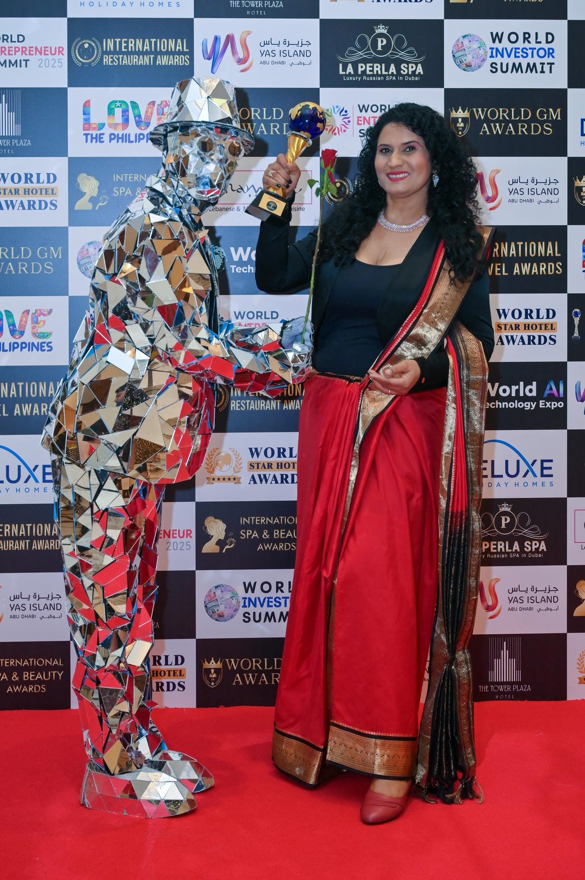 Young women leader receiving the Rising Star Award at Golden Women Awards ceremony